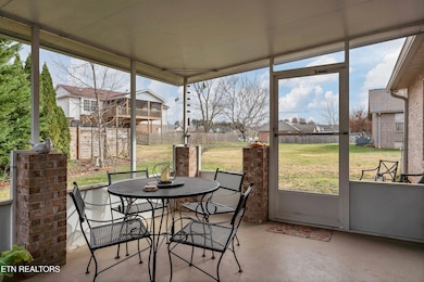 605 Brookhollow Trail, Maryville, TN 37804 - photo 6