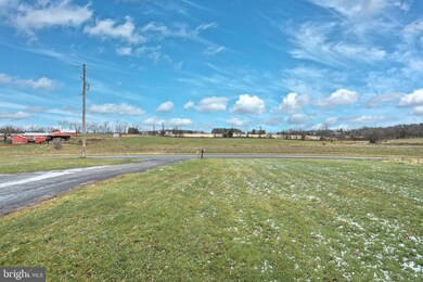 565 Kindig Rd, Littlestown, PA 17340 - photo 3
