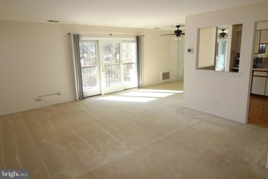 214 Wyndham Place, Trenton, NJ 08691 - photo 4