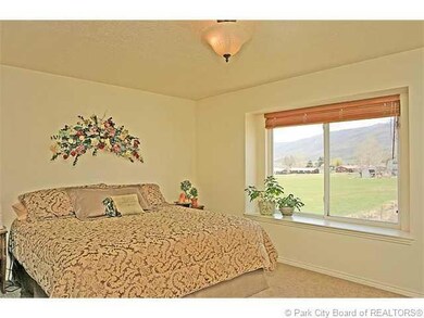 64 S 200 E, Midway, UT 84049 - photo 5