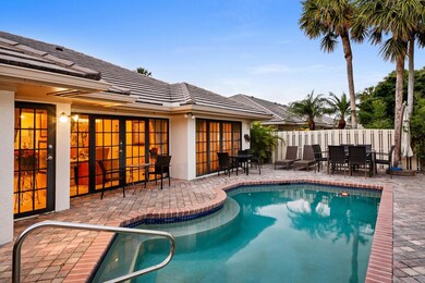 14_20508LinksviewWay_29_Pool_Custom_Resi