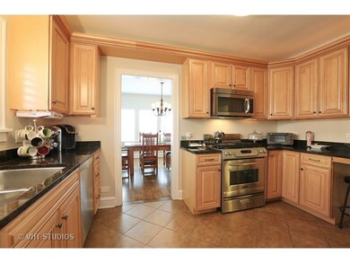 152 S Chandler Ave, Elmhurst, IL 60126 - photo 6