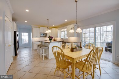 11621 Hunters Run Dr, Cockeysville, MD 21030 - photo 2