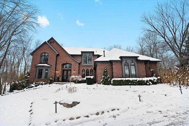 9050 Cascade Dr unit 10, South Lyon, MI 48178 - photo 3