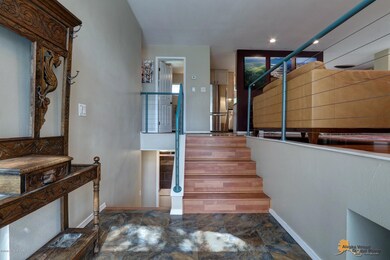 Great large entry