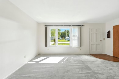 6015 Yellowstone Dr, Fort Wayne, IN 46818 - photo 7