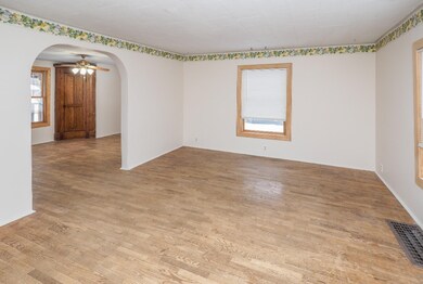 329 W. Franklin St-103