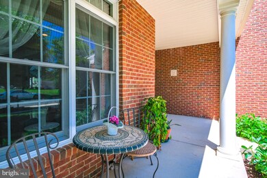 43064 Hallmark St, Chantilly, VA 20152 - photo 7