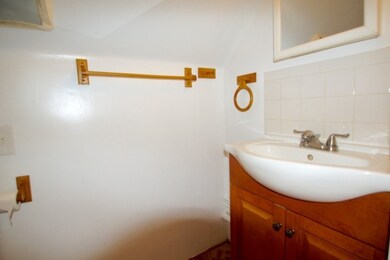 107 E Squantum St unit 2, Quincy, MA 02171 - photo 4