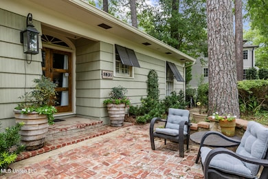 Outdoor Sitting Area on Front Porch