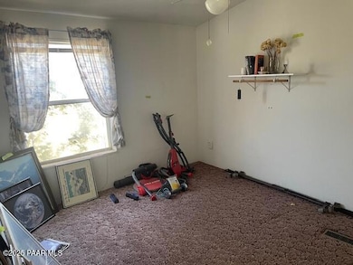 25510 N Linda Ln, Paulden, AZ 86334 - photo 7