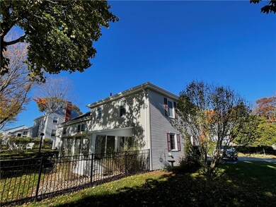 28 Knoll Crest Dr, Cumberland, RI 02864 - photo 4