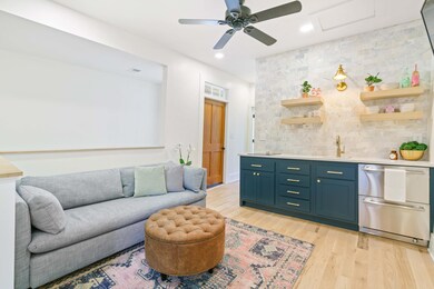 Main Living and Kitchenette, UNIT B