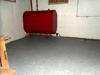 523 W Barner St, Allentown, PA 18103 - photo 6