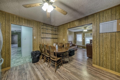 215 E 7th St, Weatherford, TX 76086 - photo 6