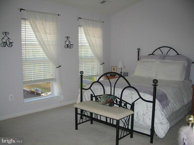 24762 Stone Station Terrace unit 204, Stone Ridge, VA 20105 - photo 4