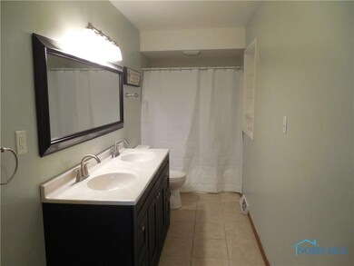 228 Rector Ave, Findlay, OH 45840 - photo 7