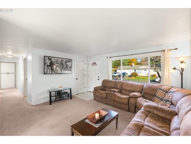 1373 NE Village Squire Ct, Gresham, OR 97030 - photo 2