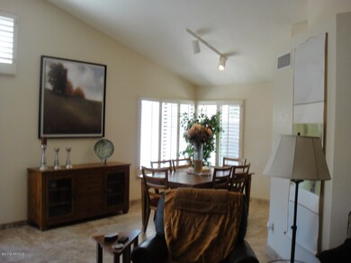 LIGHT AND BRIGHT DINING ROOM!