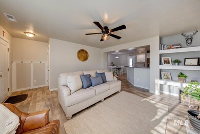 8997 S Royal Gala Ave, Kuna, ID 83634 - photo 7