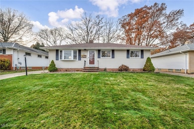 6280 Mariana Dr, Parma Heights, OH 44130 - photo 2