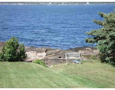 Waterfront/Dock/Pier.