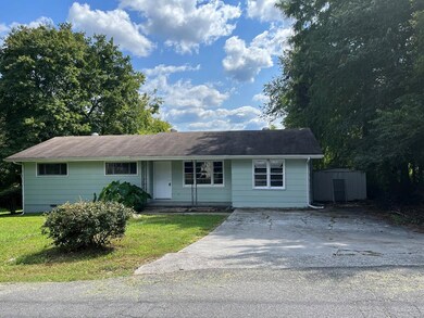 402 Regal Dr, Tunnel Hill, GA 30755 - photo 2