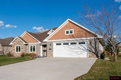 14 Howard Ct, North Mankato, MN 56003 - photo 2