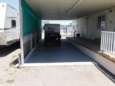 608 W Desert Dr, Quartzsite, AZ 85346 - photo 4