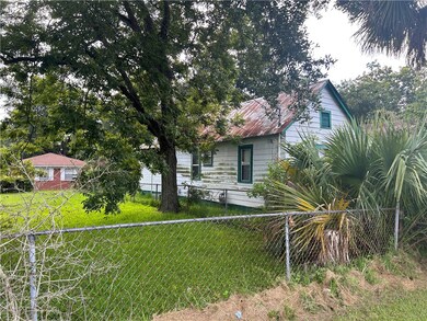 2426 Gordon St, Brunswick, GA 31520 - photo 6