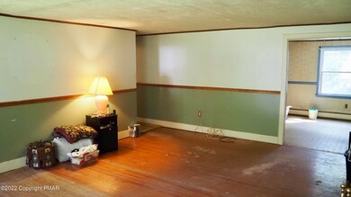 548 Pleasant Ridge Rd, Cresco, PA 18326 - photo 5