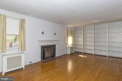 10 Holmehurst Ave, Catonsville, MD 21228 - photo 4