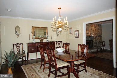 4010 Elizabeth Ln, Fairfax, VA 22032 - photo 4