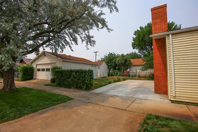 1106 N Main St, Sheridan, WY 82801 - photo 3