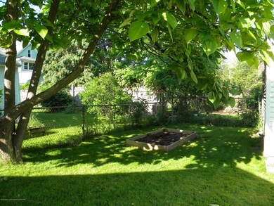 916 Sparrow Ave, Lansing, MI 48910 - photo 6