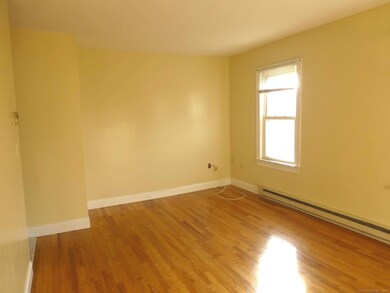 73 William St unit 2, Wallingford, CT 06492 - photo 2