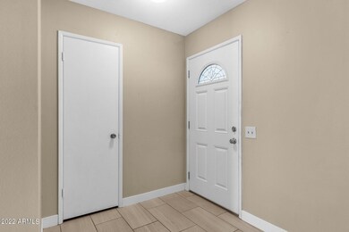 6-web-or-mls-14451-n-boswell-blvd