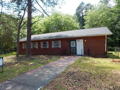1342 Harris St, Statesville, NC 28677 - photo 2