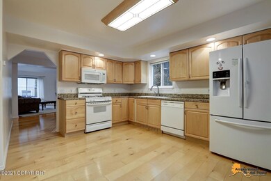 7579 Eastbrook Cir, Anchorage, AK 99504 - photo 7