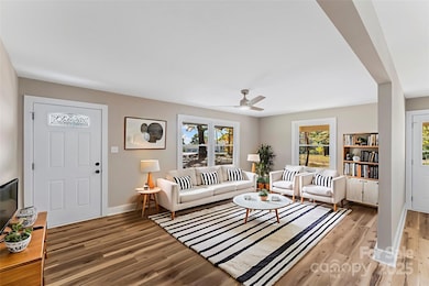 715 7th Ave SE, Hickory, NC 28602 - photo 5