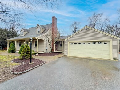 878 S Main St, Bellingham, MA 02019 - photo 2