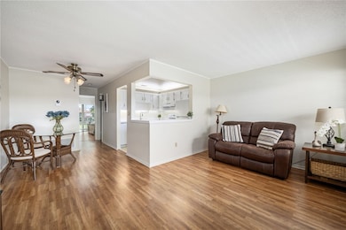 3 Vista Palm Ln unit 204, Vero Beach, FL 32962 - photo 2