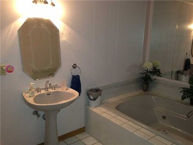 4 Vinton St, Johnston, RI 02919 - photo 6