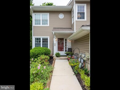 209 Nottingham Ct unit 209, Glen Mills, PA 19342 - photo 3