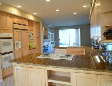 Gourmet kitchen with new granite counter tops