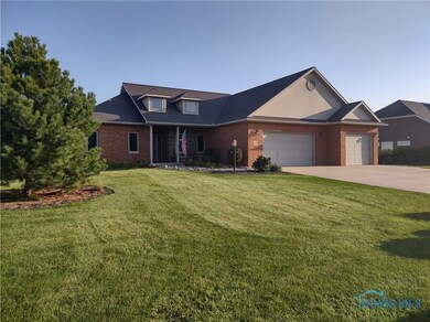 1330 Hollow Tree Dr, Findlay, OH 45840 - photo 2
