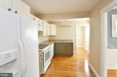 200 N 31st St, Purcellville, VA 20132 - photo 4