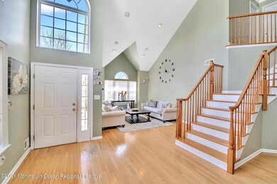 05-FOYER
