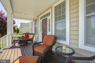 42497 Mandolin St, Chantilly, VA 20152 - photo 2