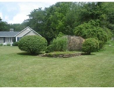 81 Westview Dr, Stoughton, MA 02072 - photo 5